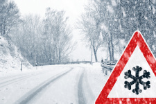 Информация для населения  о правилах безопасного движения по зимним дорогам