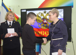 Торжественная церемония вручения паспортов РФ