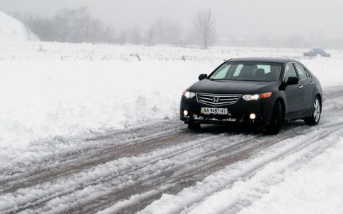 Информация для автомобилистов  о правилах дорожного движения при гололеде