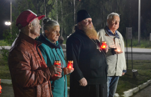 "…Вспомним всех поименно..."