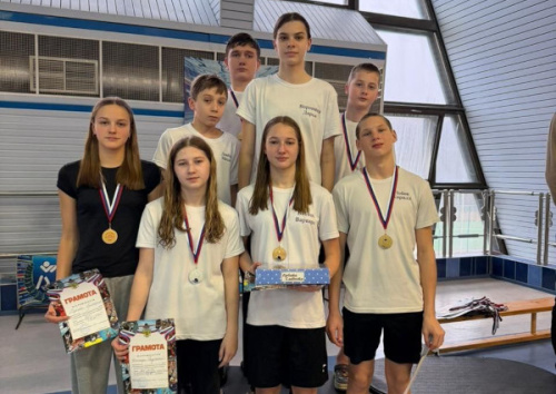 Областные соревнования по плаванию