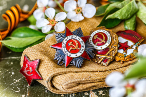 С Днём Великой Победы!
