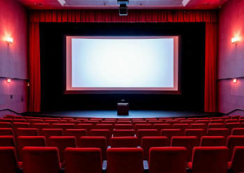 В рамках фестиваля детского кино «КиноПеремена», творческая встреча с актером театра и кино Евгением Банифатовым