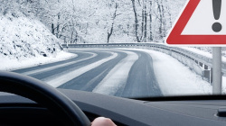 Информация для населения  о правилах безопасного движения по зимним дорогам   