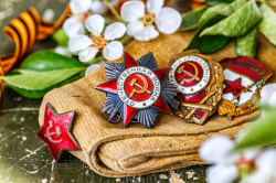 С Днём Великой Победы!